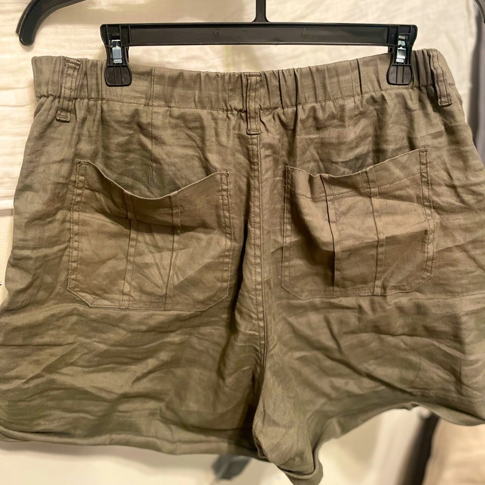 LEVEL 99 GREEN CARGO JEAN SHORTS
